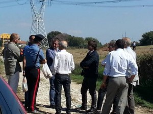 Rifiuti:scavi nel Napoletano per trovare 'tossici' interrati