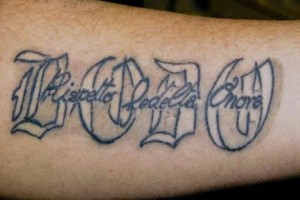 Camorra: un tatuaggio per testimoniare l'adesione al clan